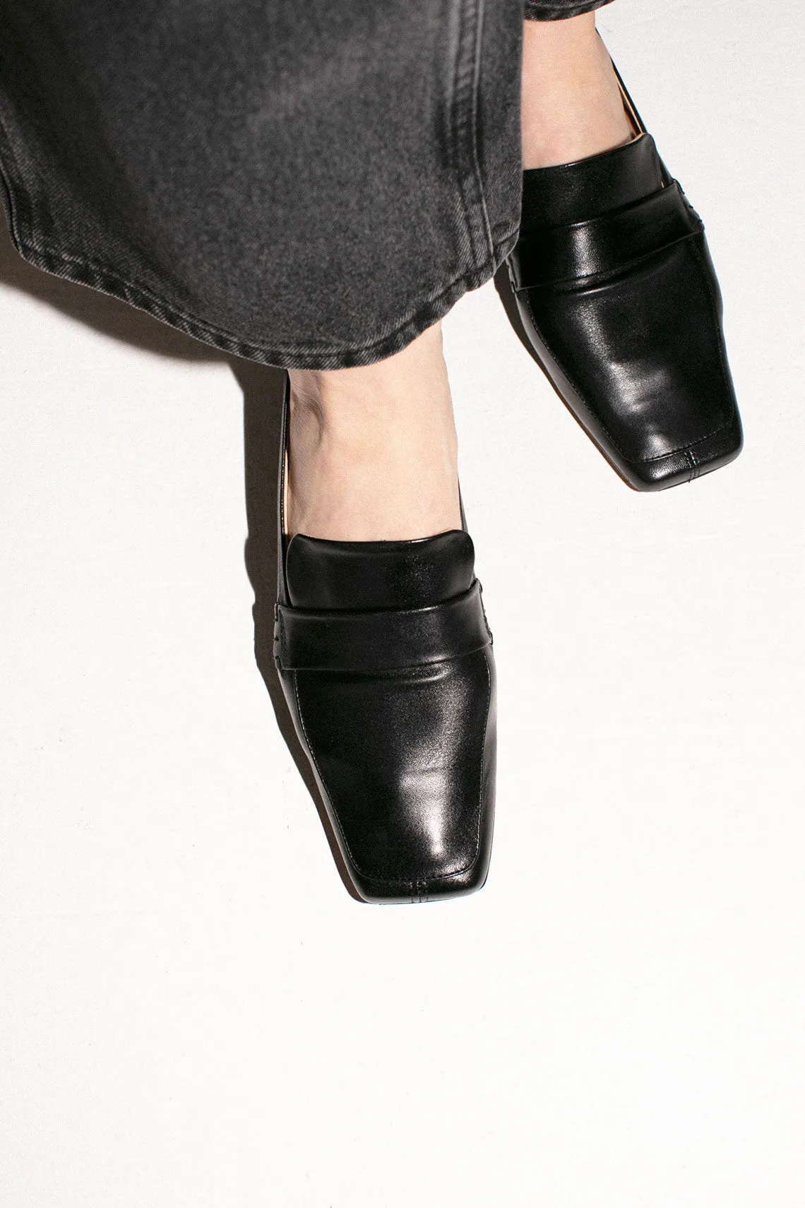 Black Pinky Loafer