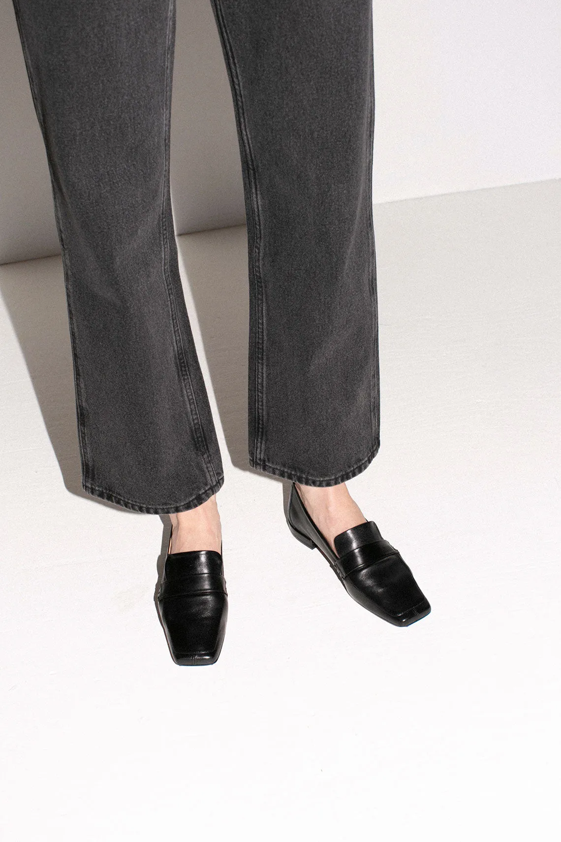 Black Pinky Loafer