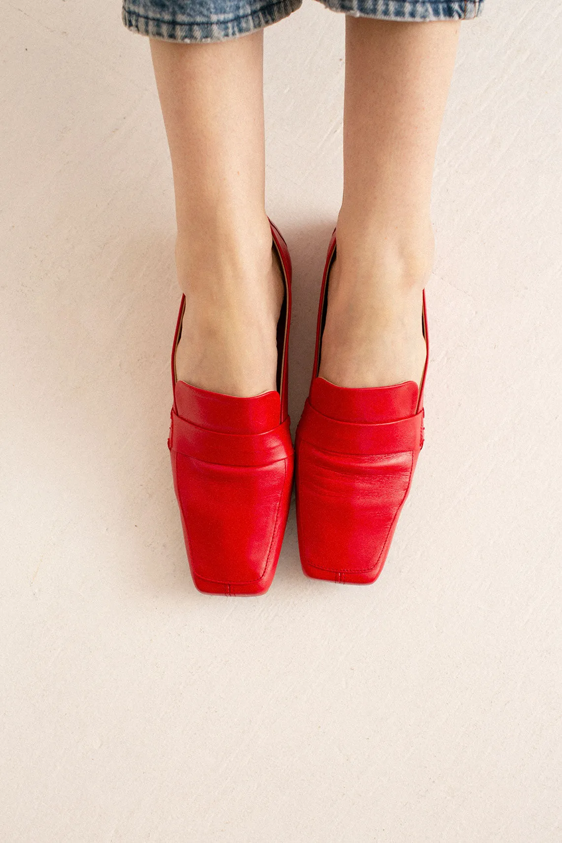 Cherry Pinky Loafer