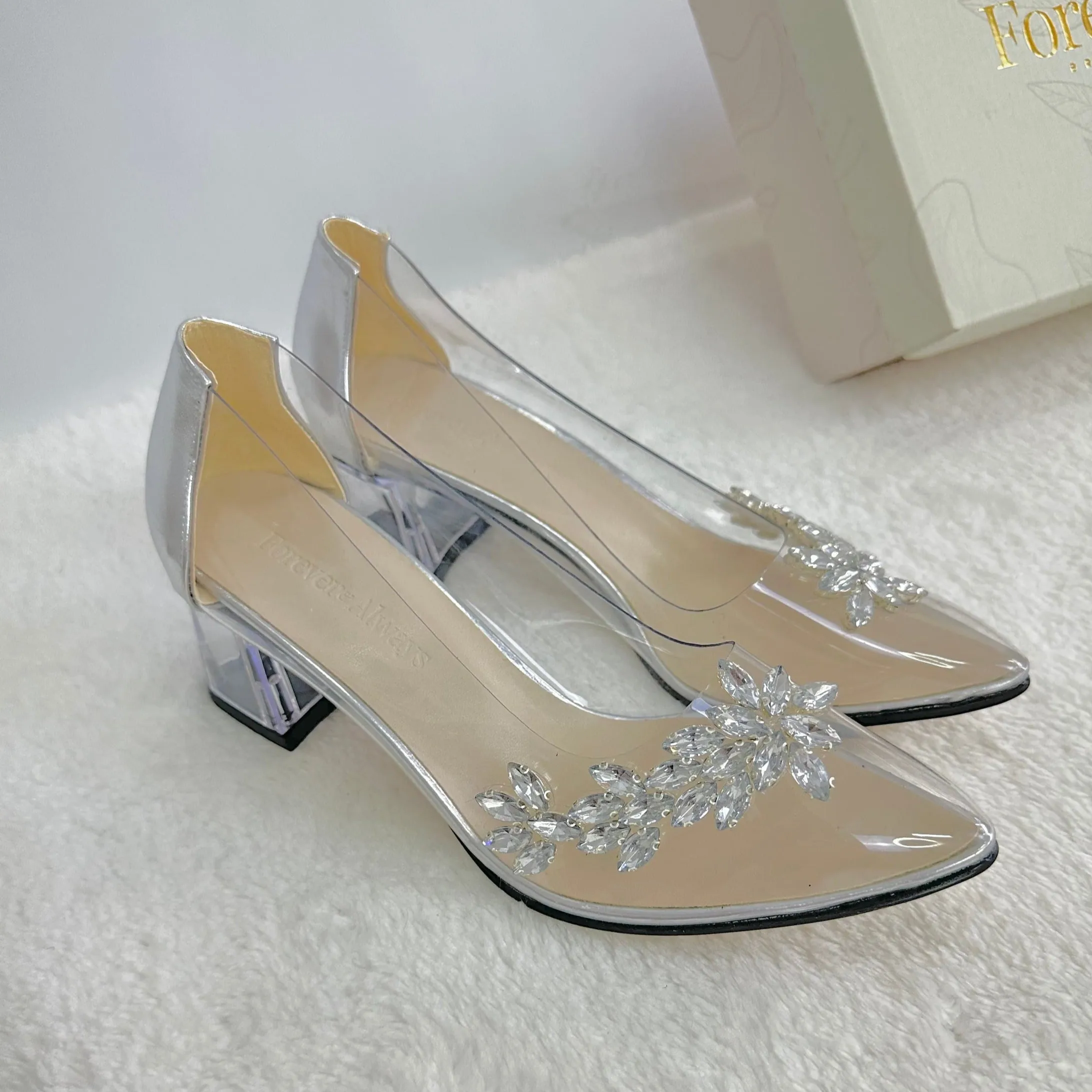 Cindy - Cinderella Shoes Low Silver Heel