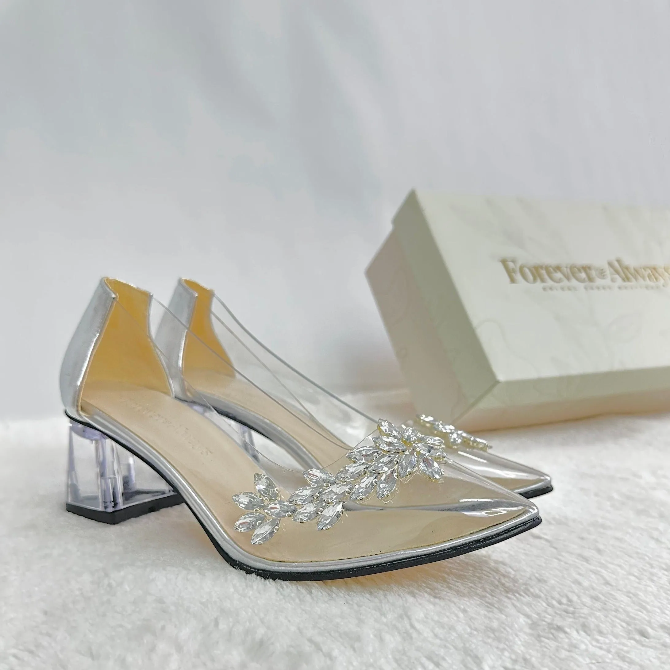 Cindy - Cinderella Shoes Low Silver Heel