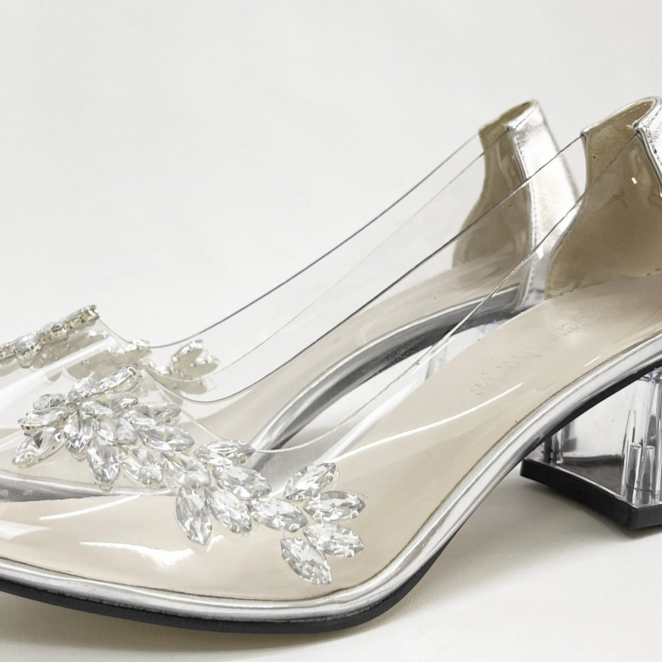 Cindy - Cinderella Shoes Low Silver Heel